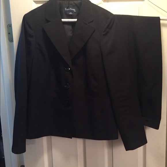 Econ-Picone women's pant suit