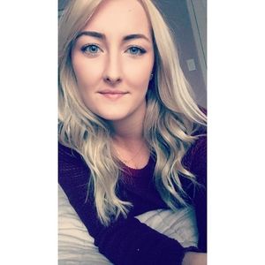 Meet your Posher, Neeka