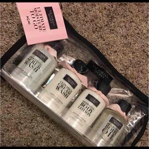 Victoria's Secret Ultimate Moisture To Go Acai