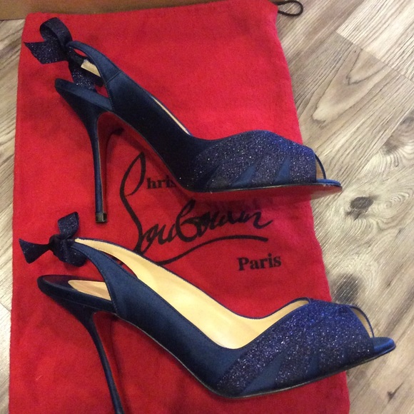 Christian Louboutin Shoes - Louboutin size 40 navy heels with dust/box