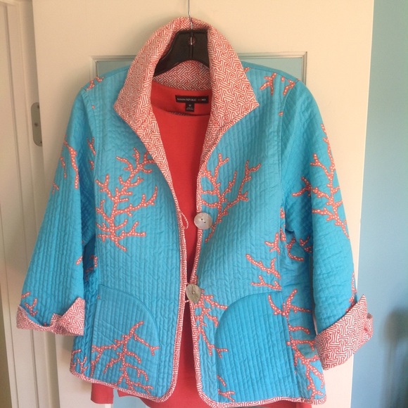 J MC LAUGHLIN QUILTED REVERSIBLE JACKET M ADORABLE - Picture 2 of 3