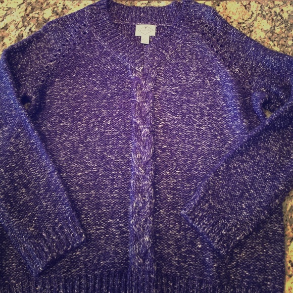 Like new sweater