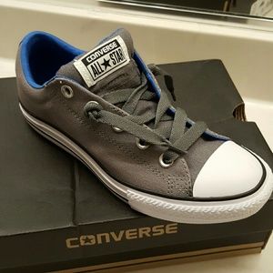 Boys NWT Converse