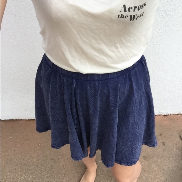 Urban Oufitters acid wash blue circle skirt! - Picture 2 of 4