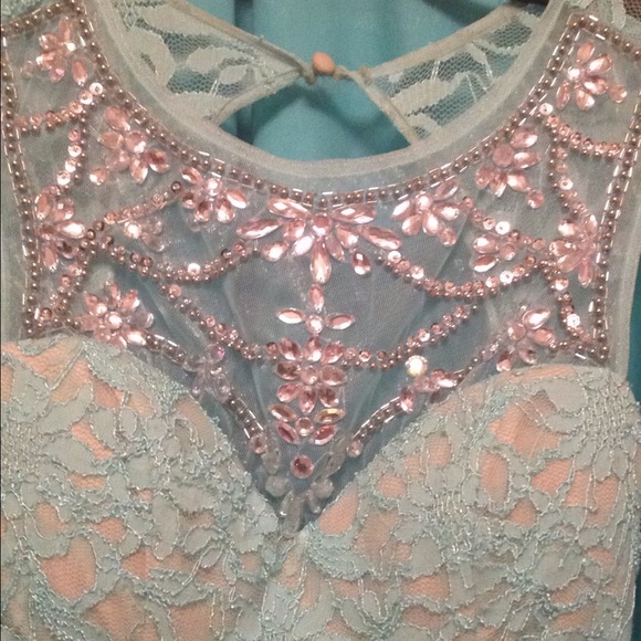 Prom Dress - Picture 3 of 4