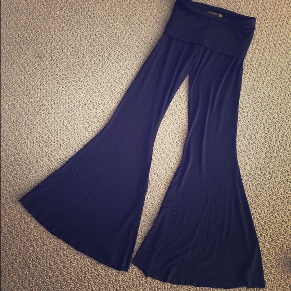 Black Bell Bottoms Leggings. Boutique.