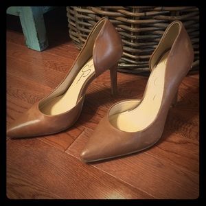 Jessica Simpson brown distressed heels. Sz. 6