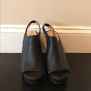 Steve Madden Black Wedges