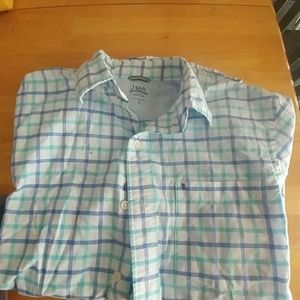 Mens Izod button down shirt