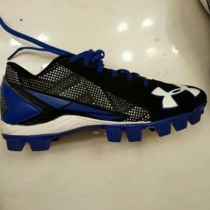 Boys Under Armour Baseball Cleats