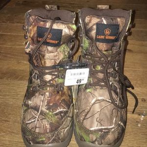 Game Winner Camo Hiker Boots