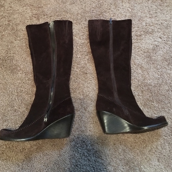 Suede wedge knee boots