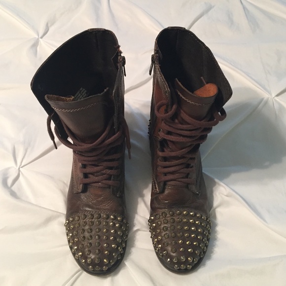 Steve Madden boots - Picture 1 of 3
