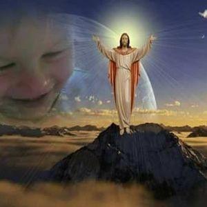 Meet your Posher, Mona