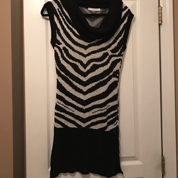 Zebra printed sweater sleeveless - Picture 1 of 3