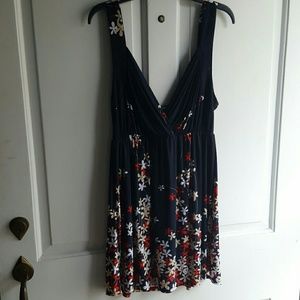 Red white and blue floral sleeveless top