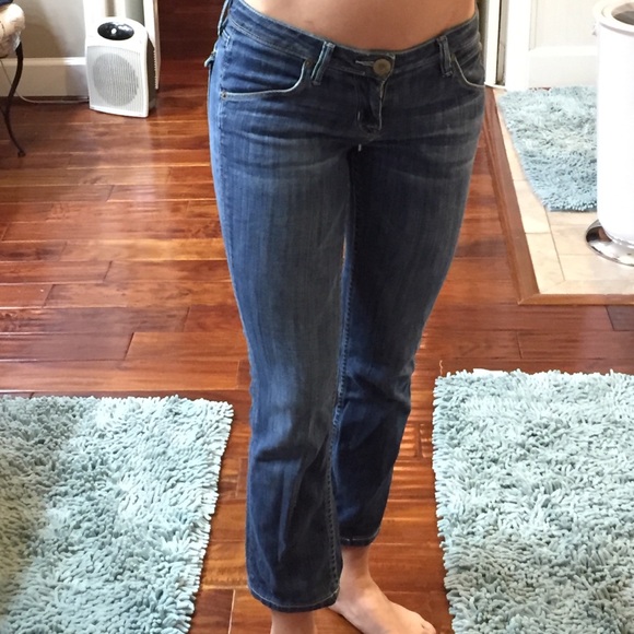 Hudson light wash capri jeans
