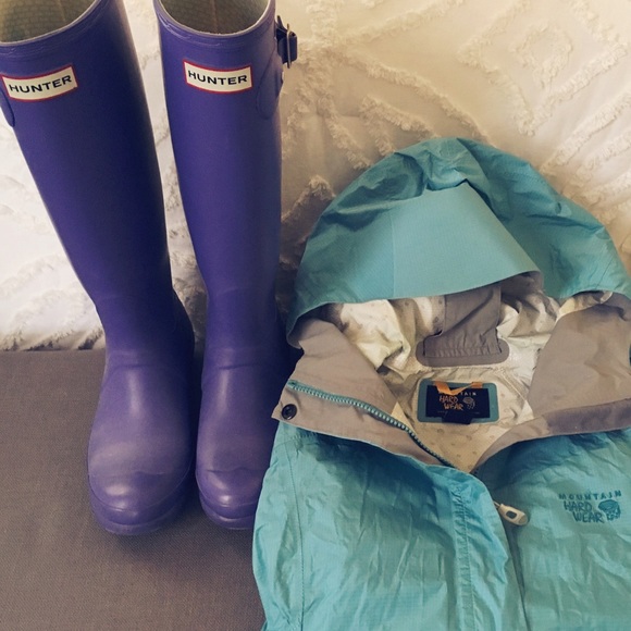 Mountain Hardwear rain jacket