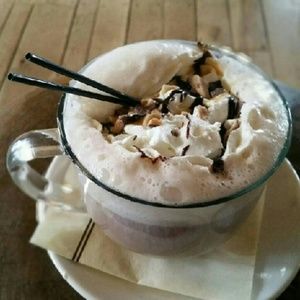 Meet your Posher, Jade