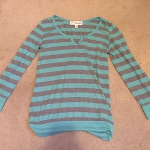 Semi Long-Sleeve shirt