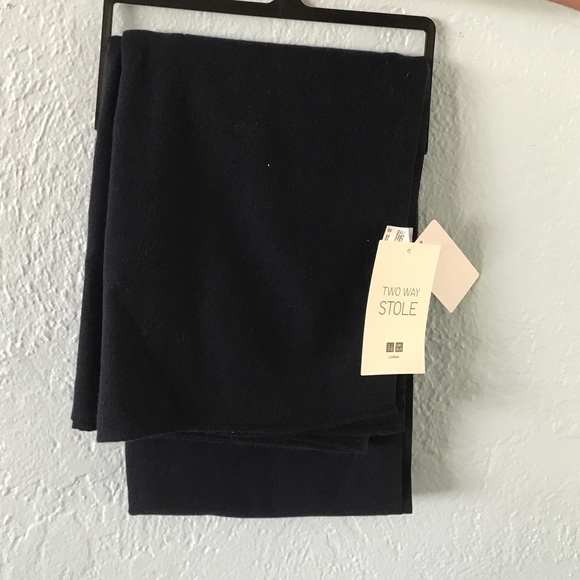 Uniqlo two way stole New with tags navy blue