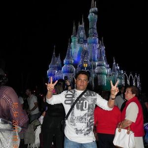 Meet your Posher, Max