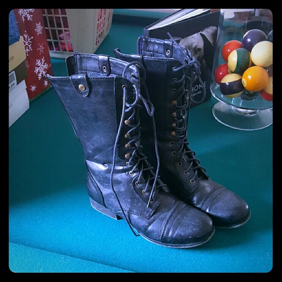 Black combat like boots