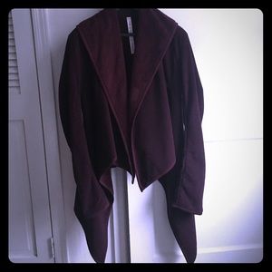 LULU athletics Presence of mind fleece wrap