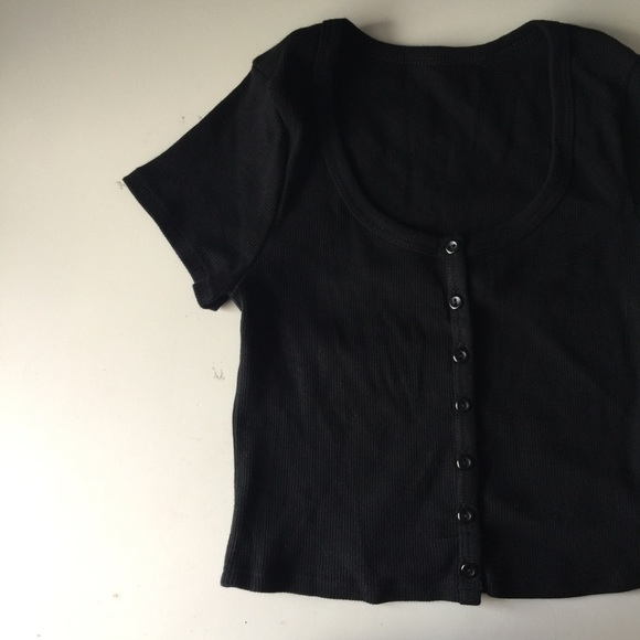 AMERICAN APPAREL Black Button Up Crop Top