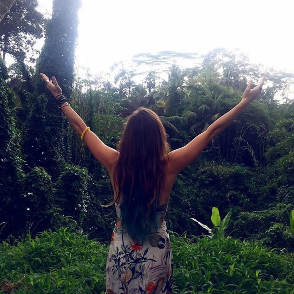 Meet your Posher, Eva