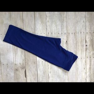 Blue Capri Yoga Pants