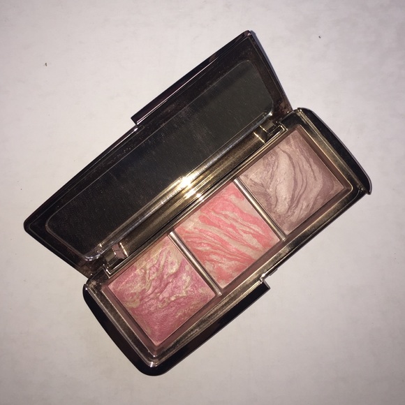 Hourglass Ambient Lighting Blush Palette 2014 LE