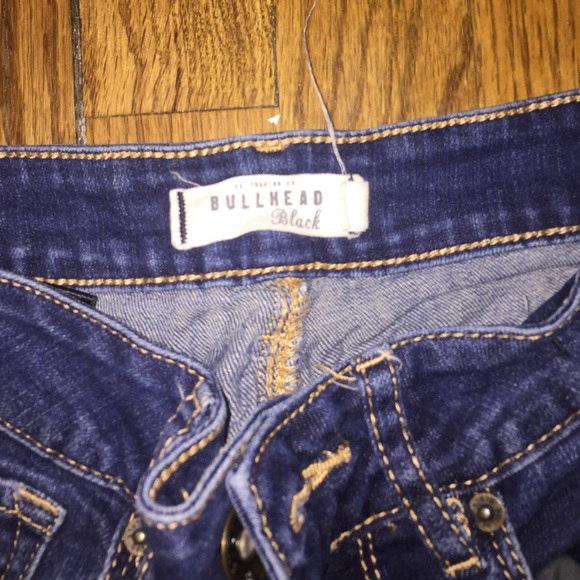 Distressed Bullhead Jeans - Picture 3 of 3