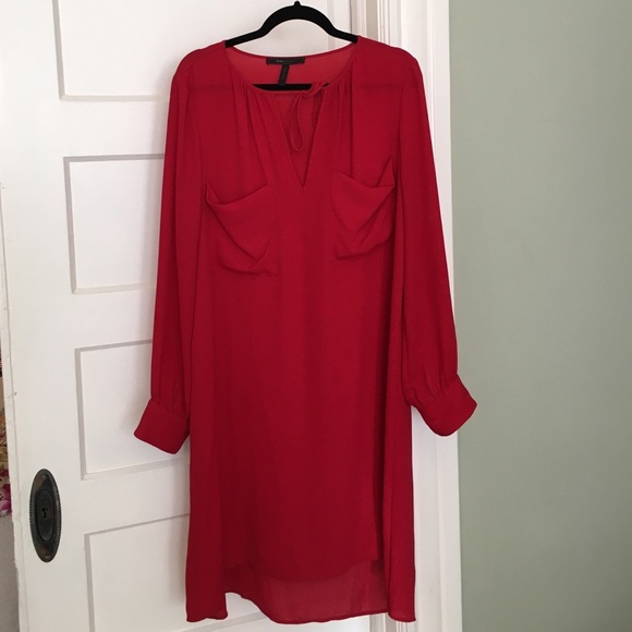 BCBG red long-sleeved shift dress (size L)