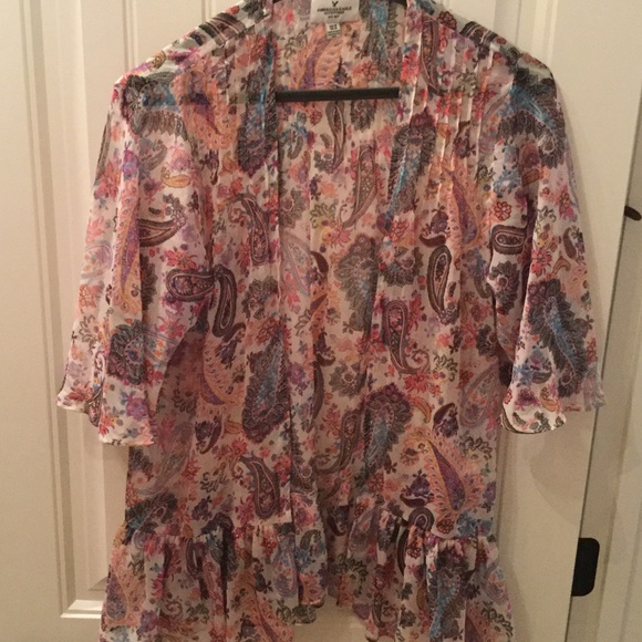Sunshine & Daydreams ☀️American Eagle Kimono