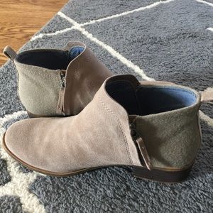 Toms booties