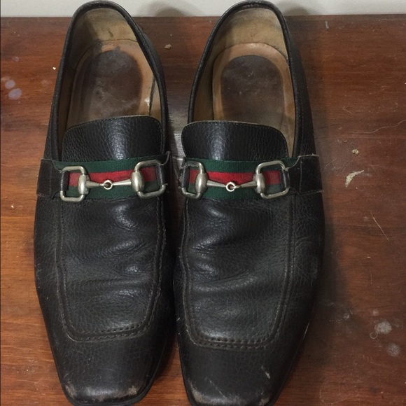 Brown Gucci horsebit loafers 9.5