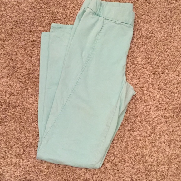 Sunshine & Daydreams ☀️Bethany Mota Leggings