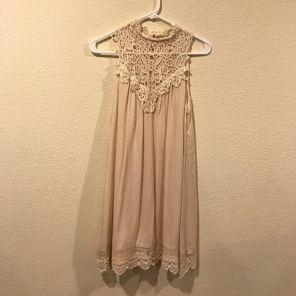 entro Dresses - NWT Entro blush pink lace dress entro Dresses - NWT Entro blush pink lace dress