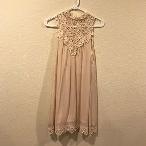entro Dresses - NWT Entro blush pink lace dress entro Dresses - NWT Entro blush pink lace dress