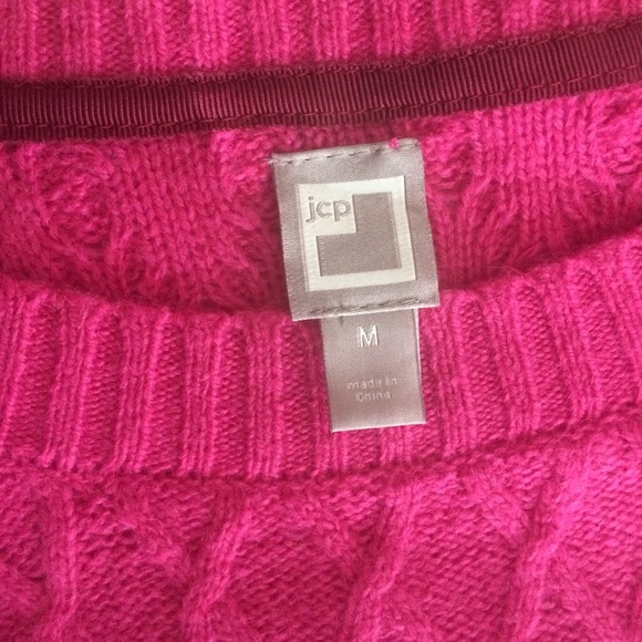 NWOT Pink Sweater - Picture 4 of 4