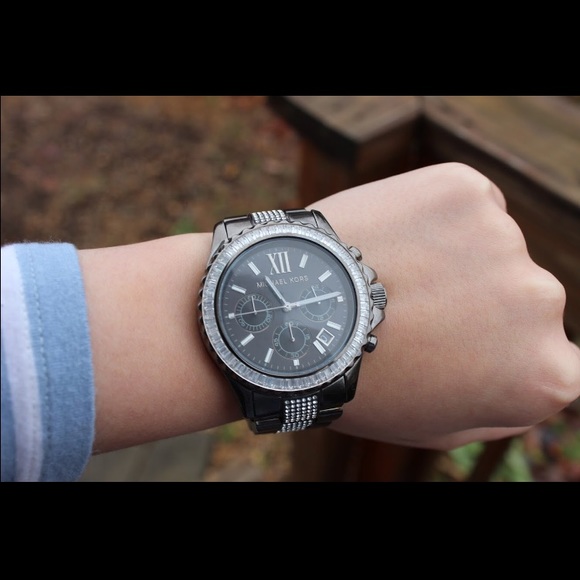 Michael Kors Everest Glitz Gunmetal Watch - Picture 1 of 2