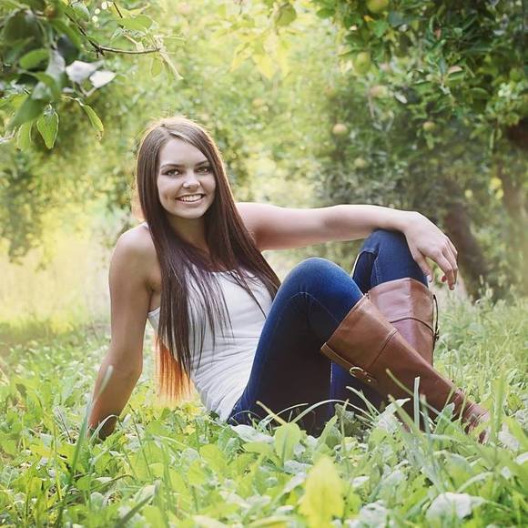 Meet your Posher, Cassie