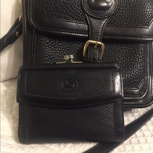 Dooney & Bourke cross body bag w/ matching wallet