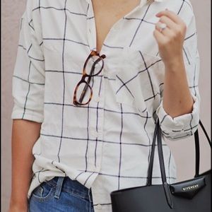 Old navy boyfriend flannel. XL