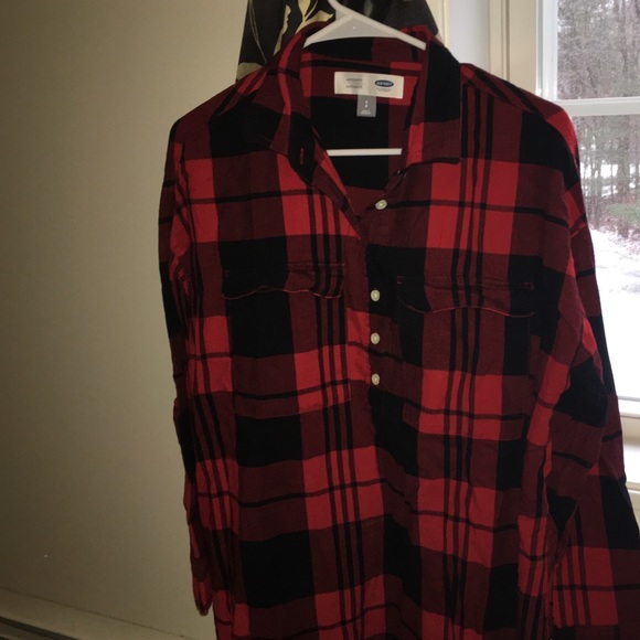 Old Navy maternity flannel