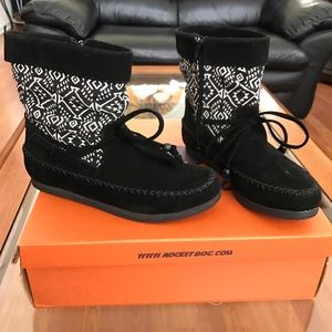 PRICE FIRM Rocket Dog Faux Suede Black Short Boots