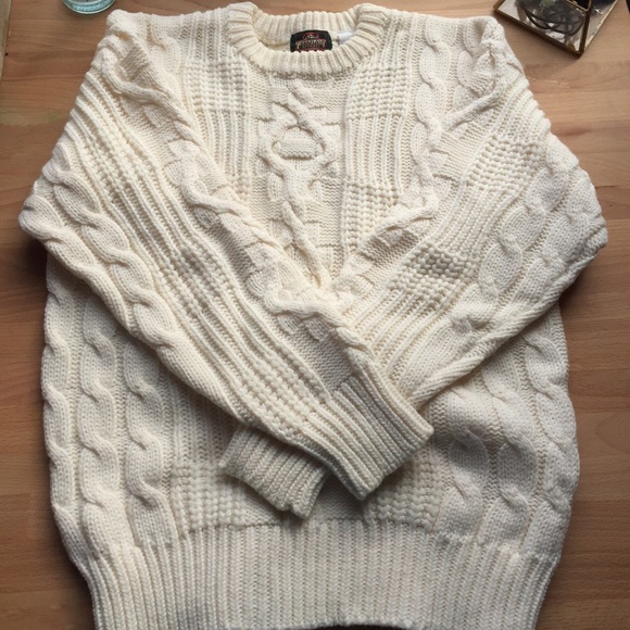 Greatland apparel Men's/Women's cream sweater.