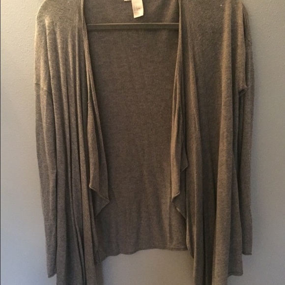 Gray sweater