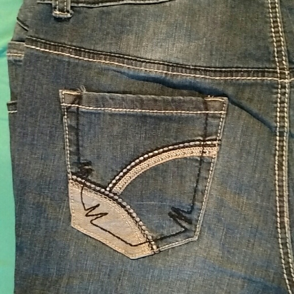 Double button Capri